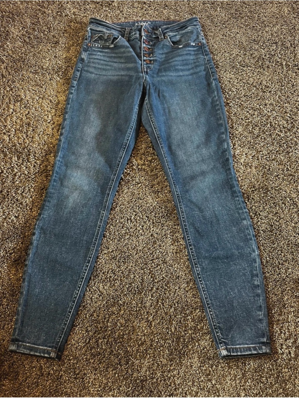 High-Rise Skinny Jeans in Dark Blue Wash